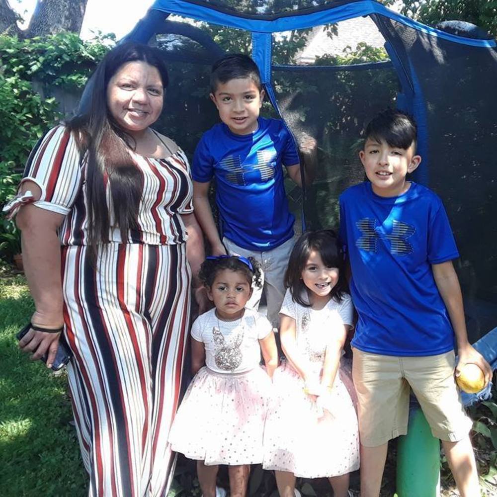 Meet your Posher, Sonia